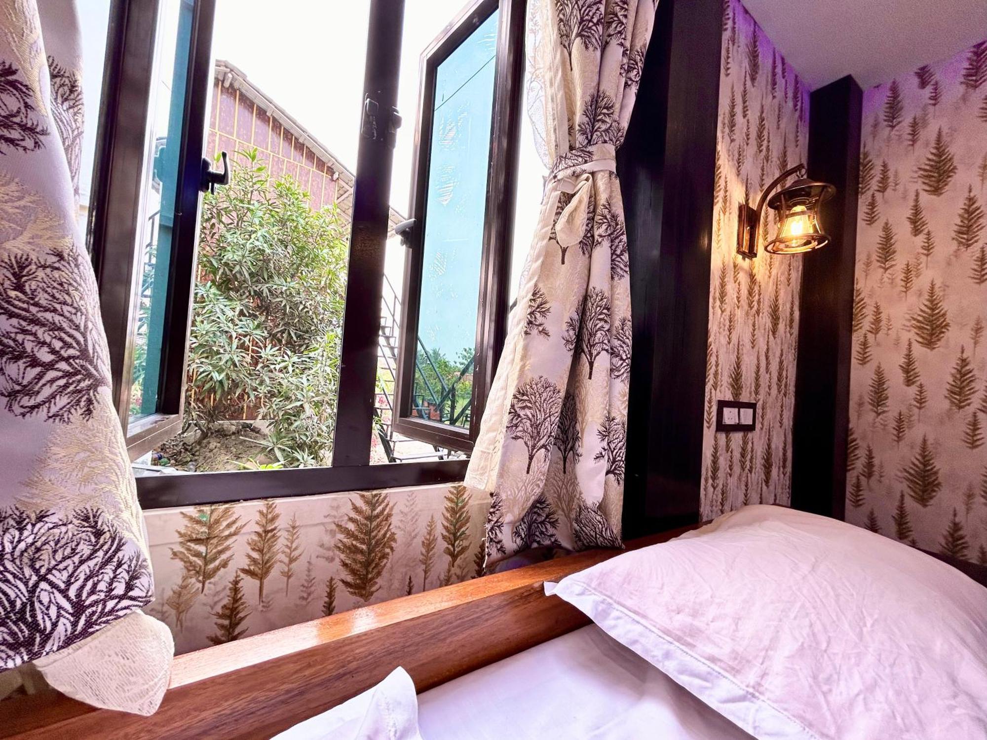 Palli Bangla Resort, Near Ruby Hospital, Anandapur Kolkata Exterior photo